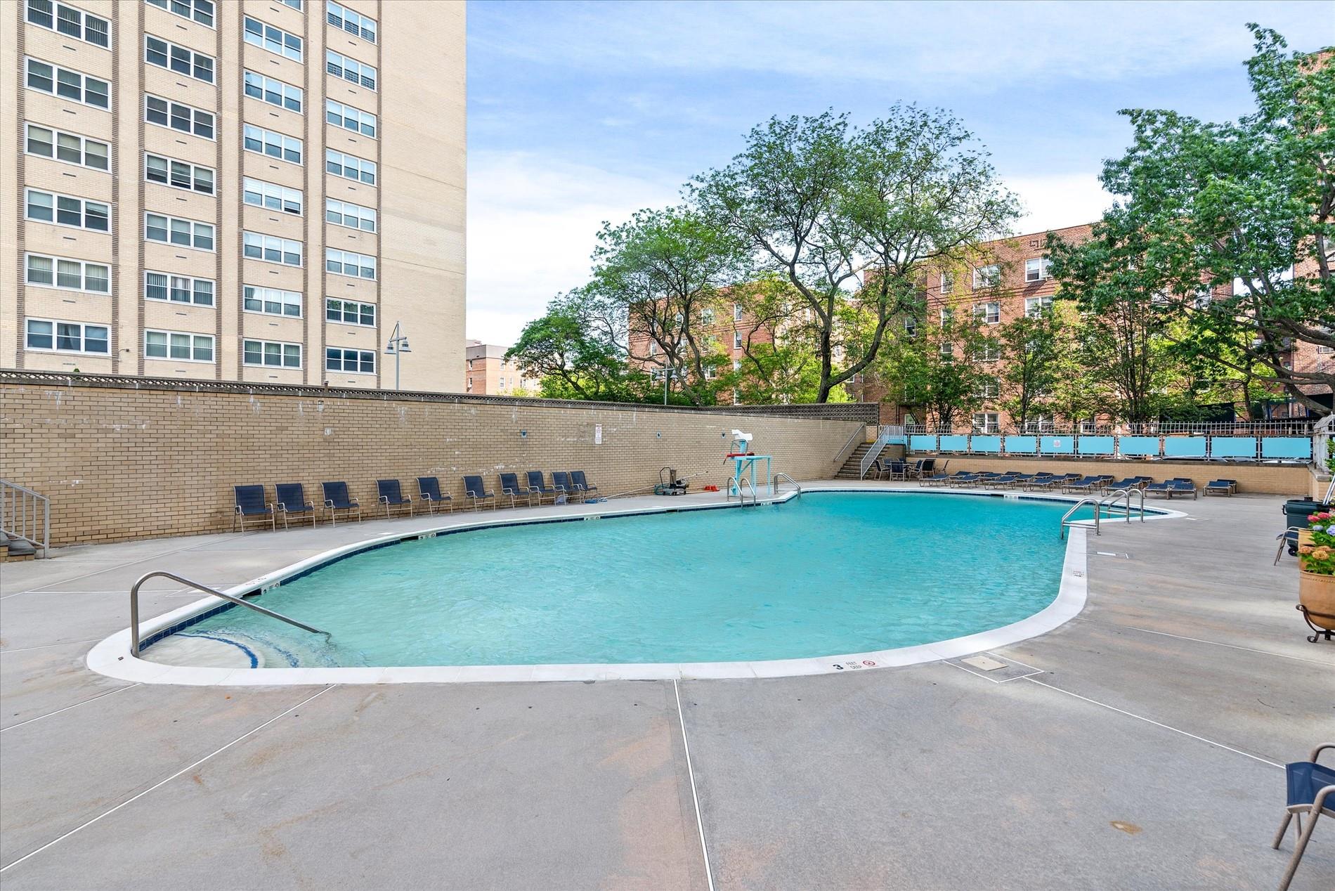 102-30 66th Road # 4B, Forest Hills, NY 11375