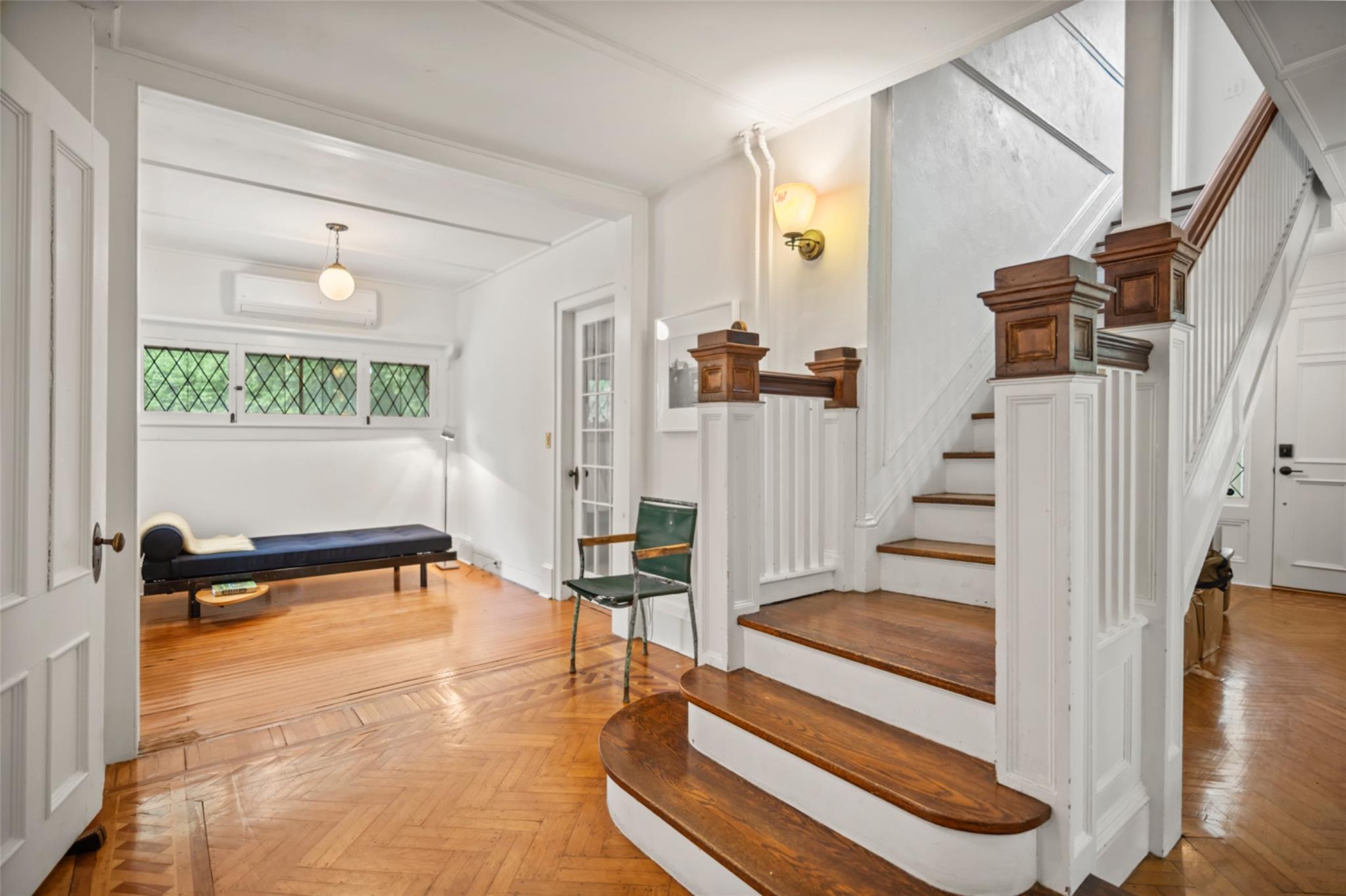 1200 Indian Neck Lane, Peconic, NY 11958