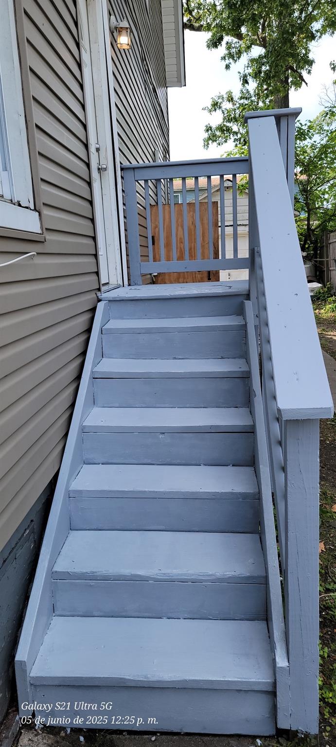 44 Chapman Place, Bay Shore, NY 11706