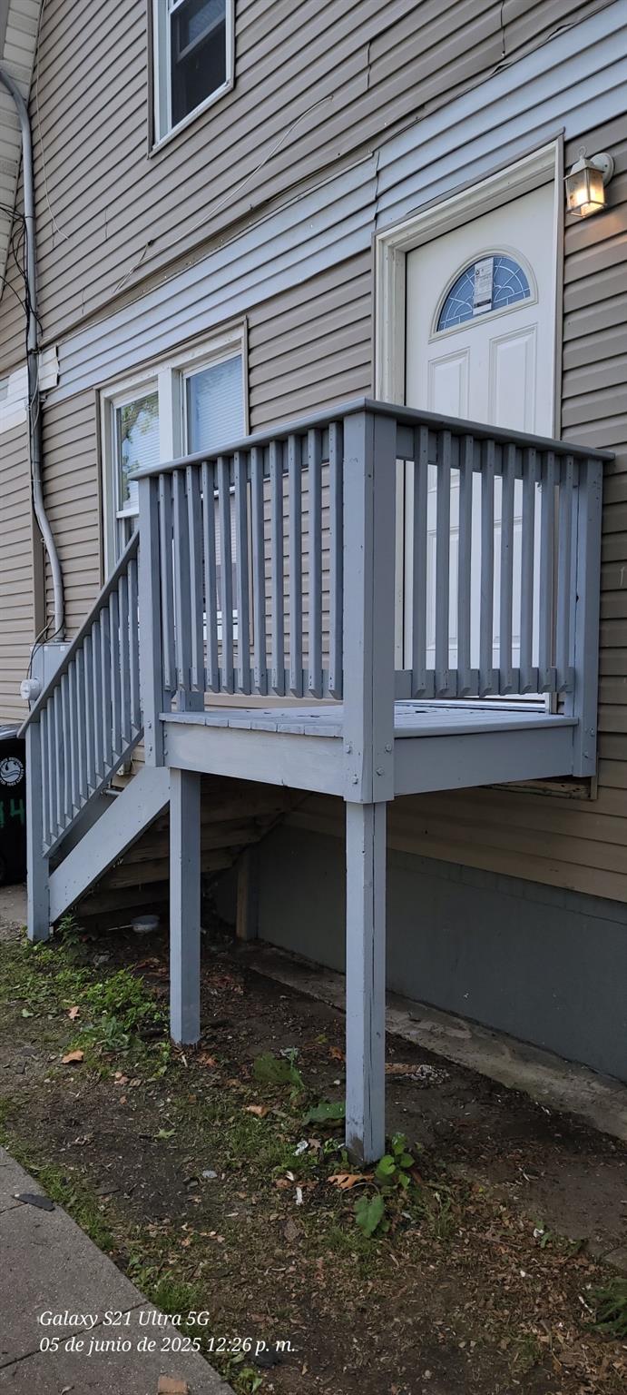 44 Chapman Place, Bay Shore, NY 11706