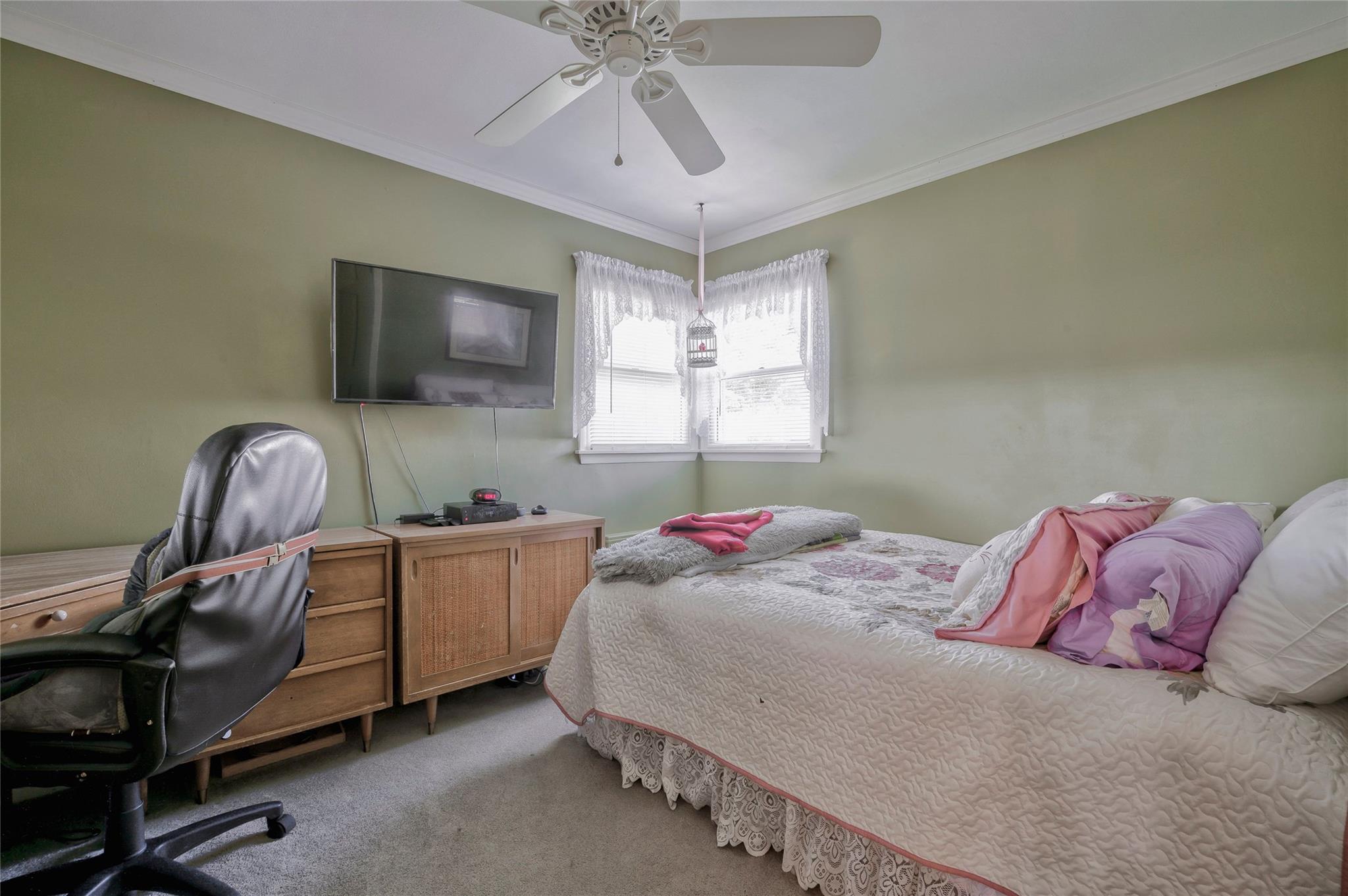 30 W 12th Street, Huntington Station, NY 11746