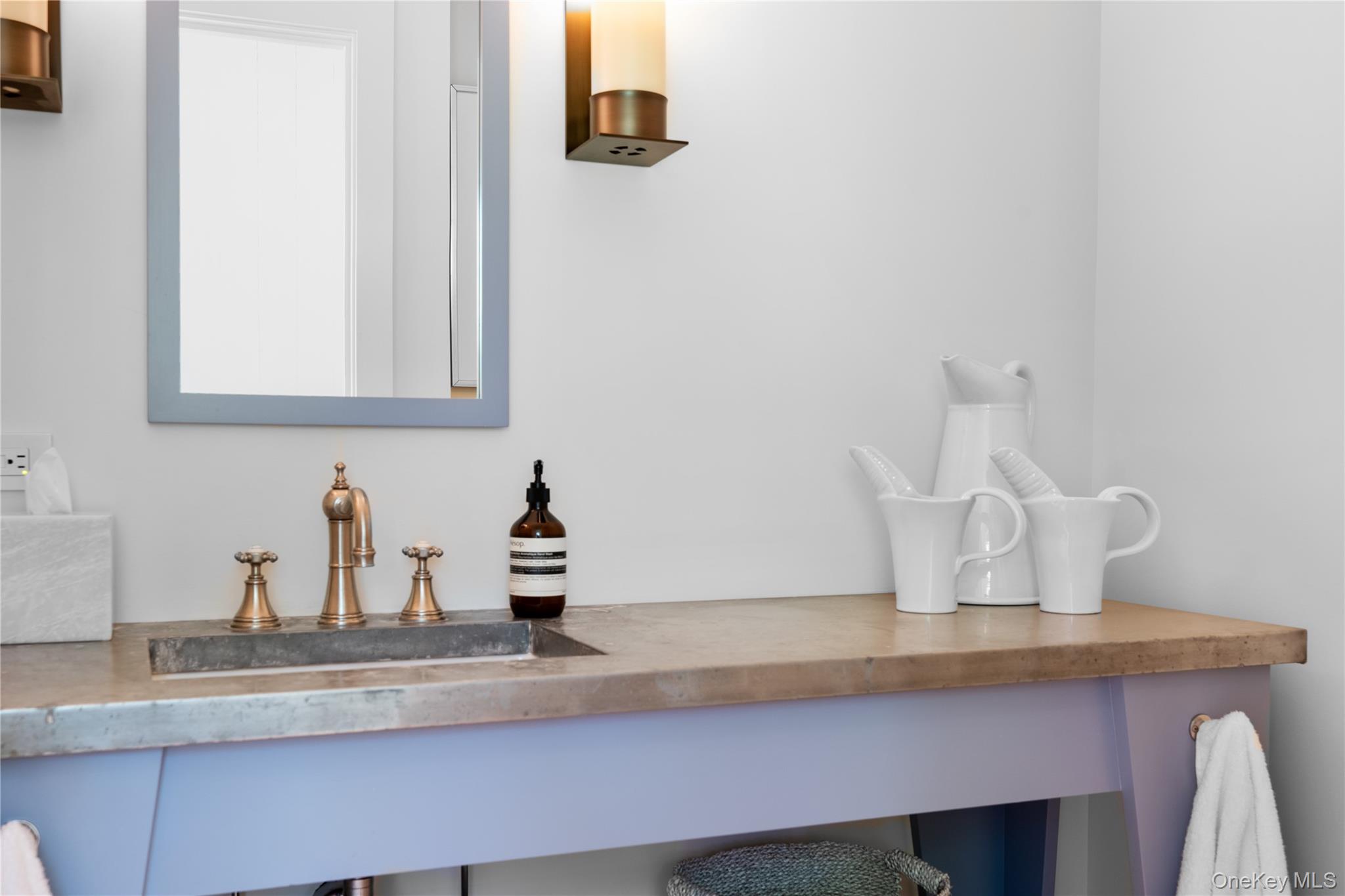 182 Church Lane, Bridgehampton, NY 11932