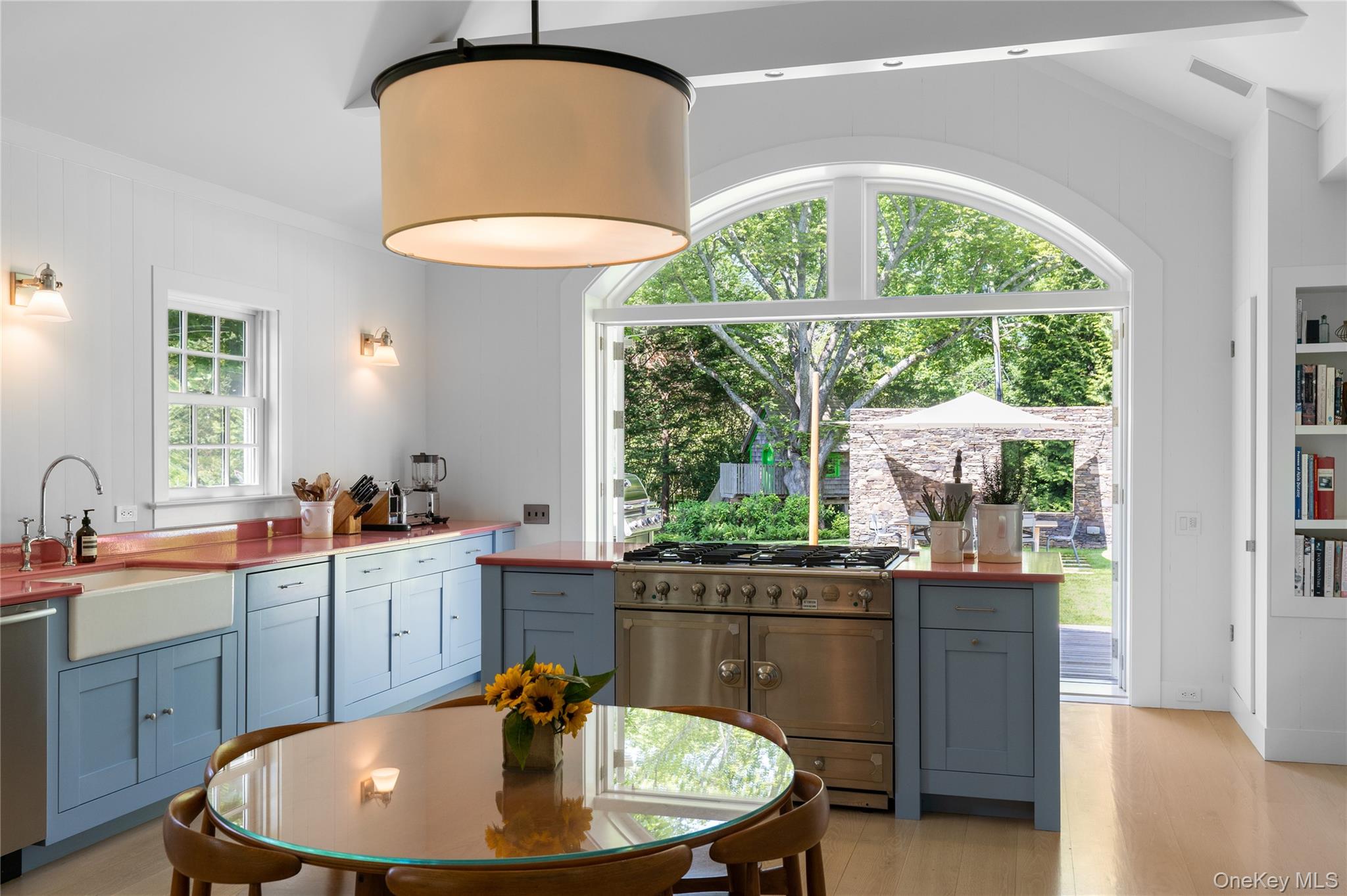 182 Church Lane, Bridgehampton, NY 11932