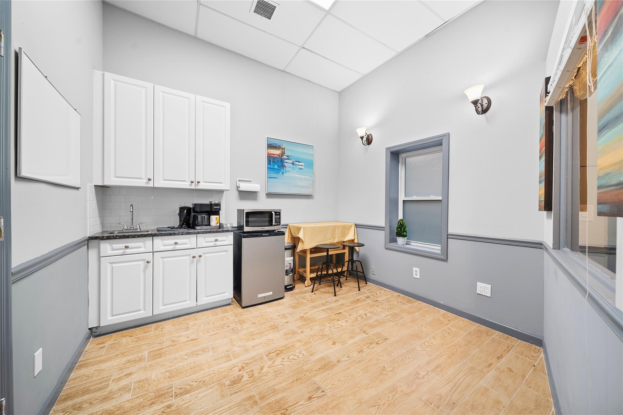 223 Glen Street, Glen Cove, NY 11542