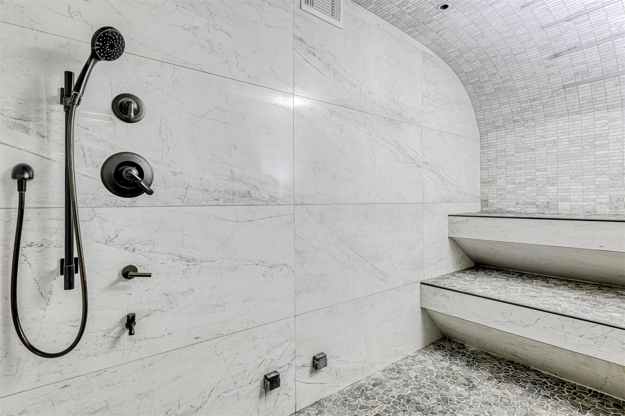 21 Dale Road, Monsey, NY 10952