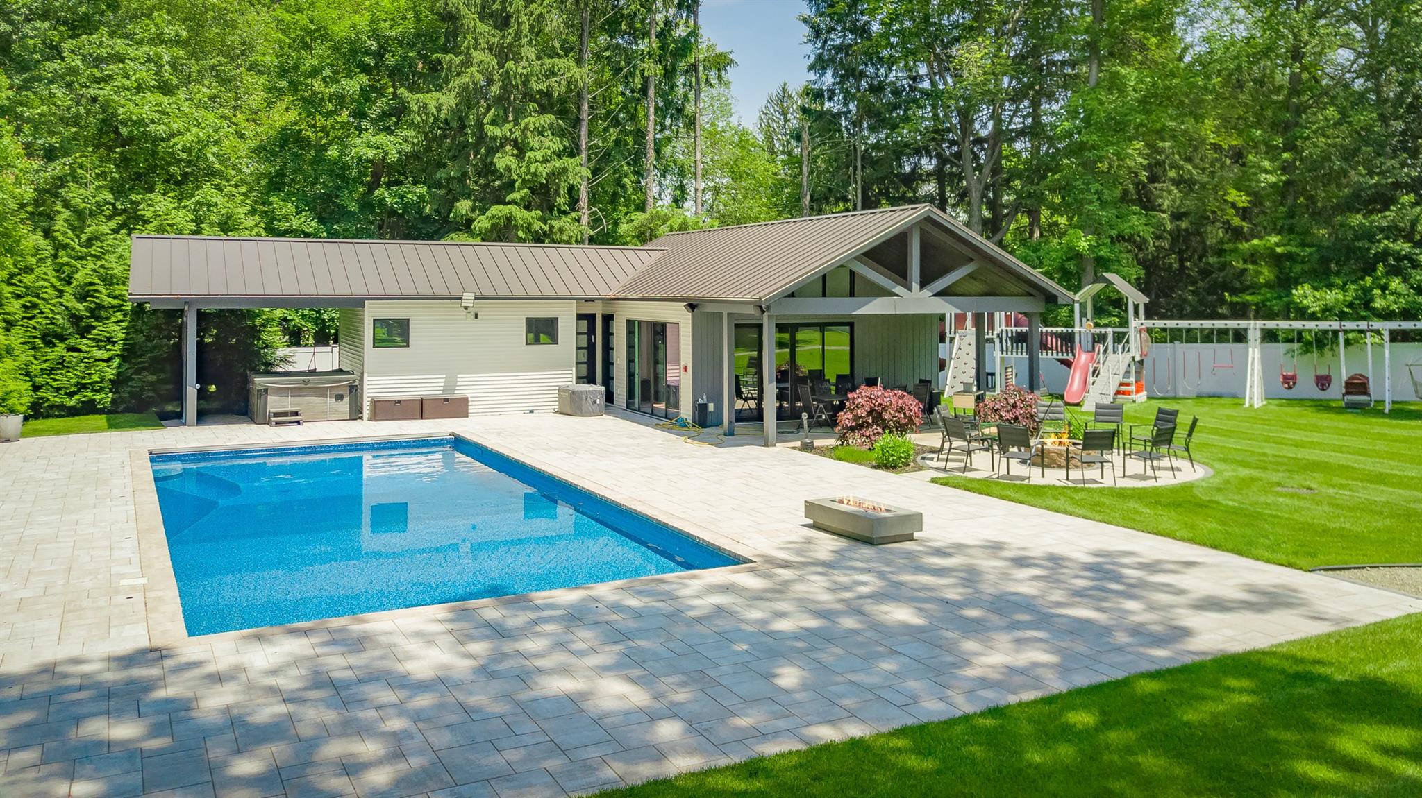 21 Dale Road, Monsey, NY 10952