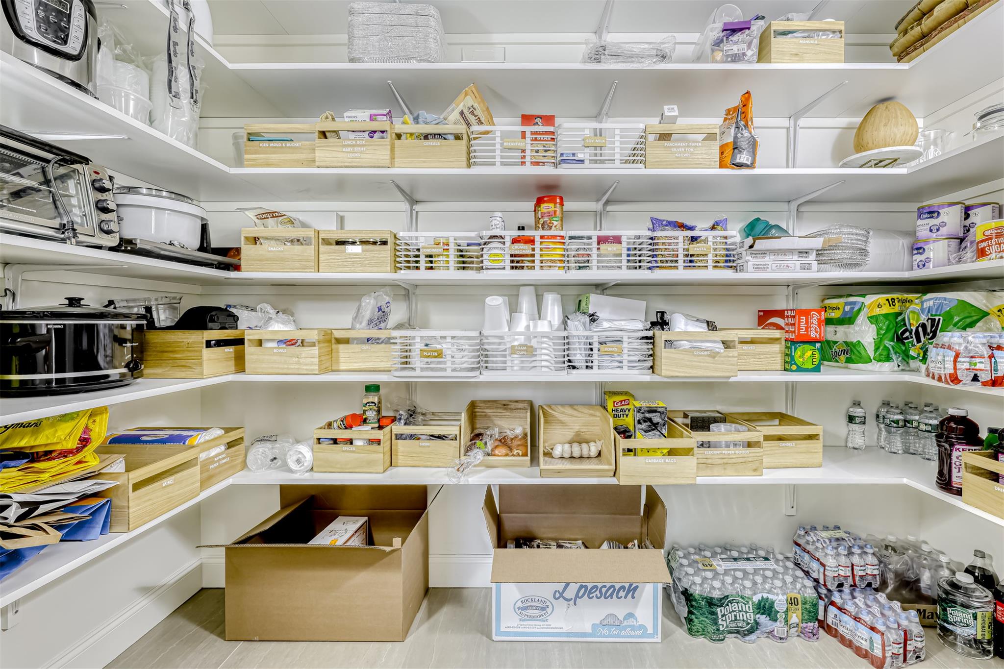 21 Dale Road, Monsey, NY 10952