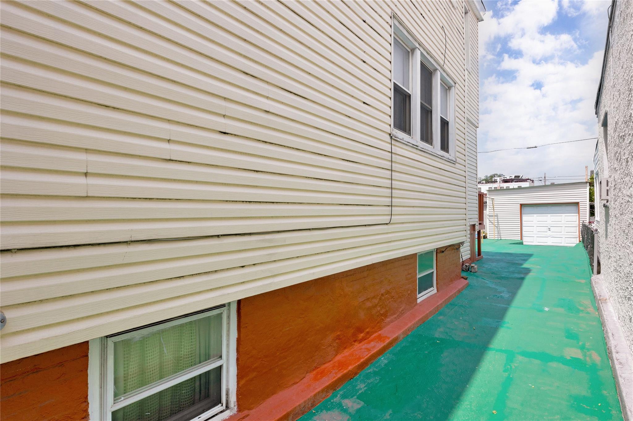 1619 George Street, Ridgewood, NY 11385