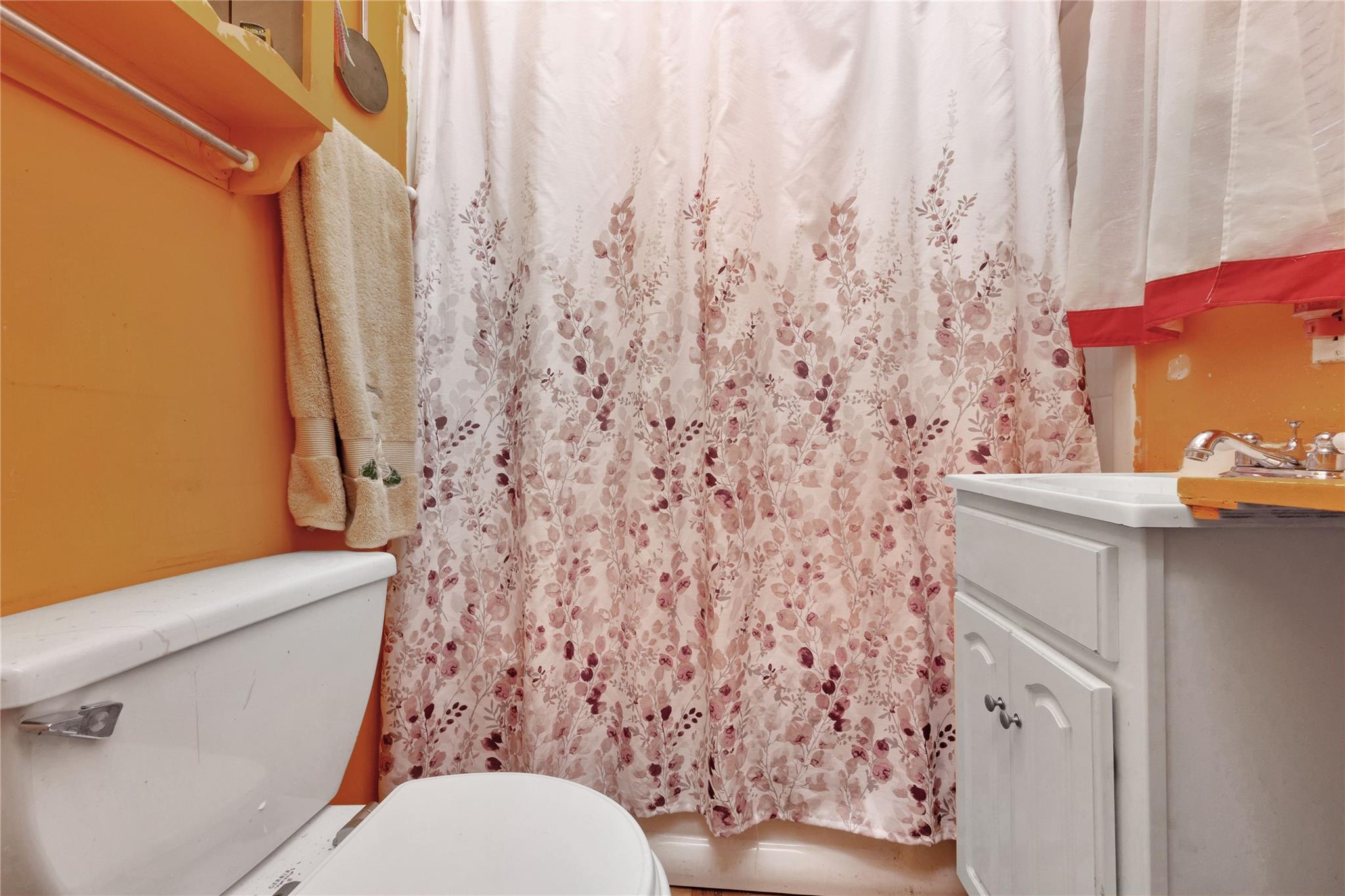 1619 George Street, Ridgewood, NY 11385