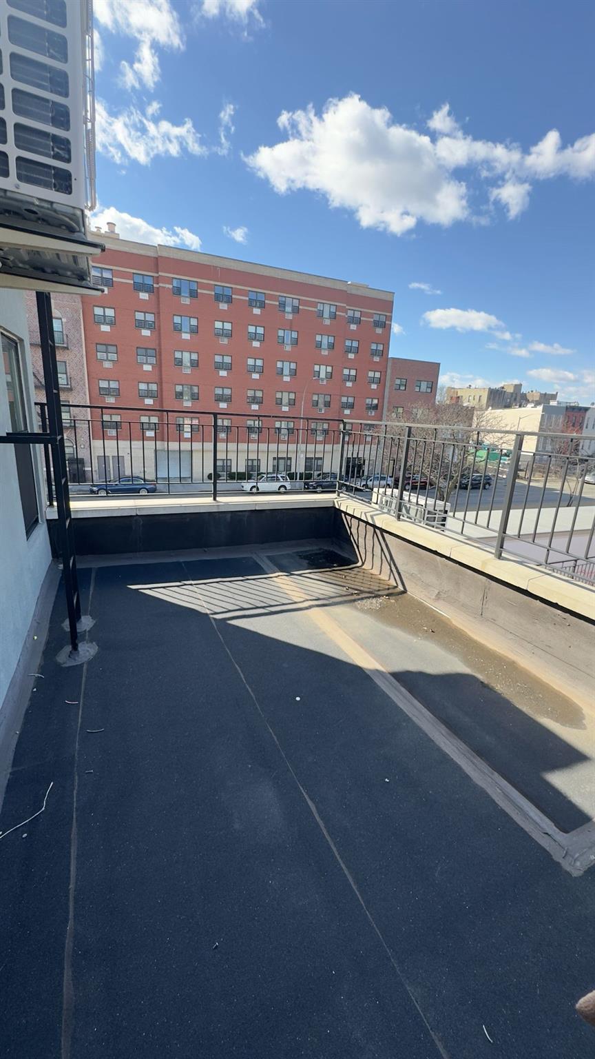 32 Radde Place, Brooklyn, NY 11233