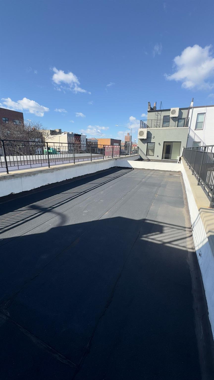 32 Radde Place, Brooklyn, NY 11233