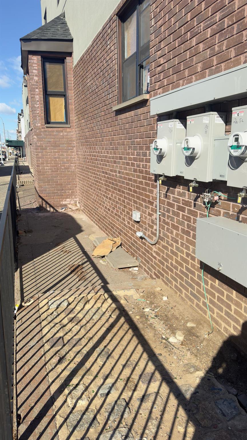 32 Radde Place, Brooklyn, NY 11233