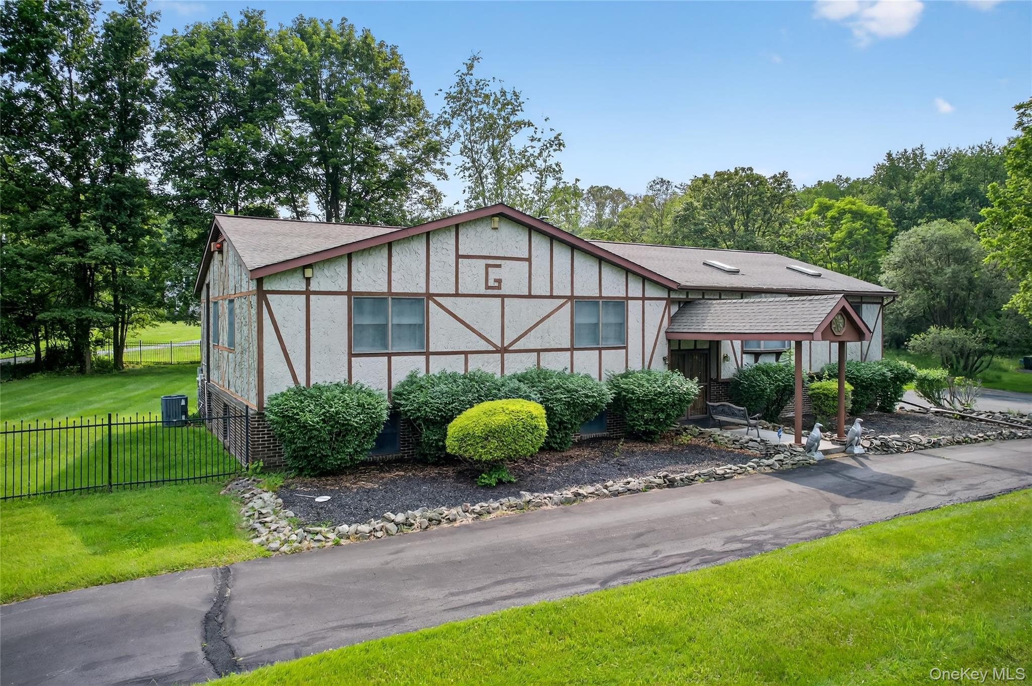 83 Dosen Road, Middletown, NY 10940