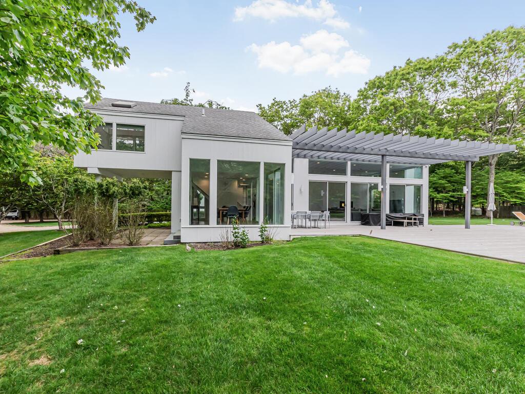 580 Hands Creek Road, East Hampton, NY 11937