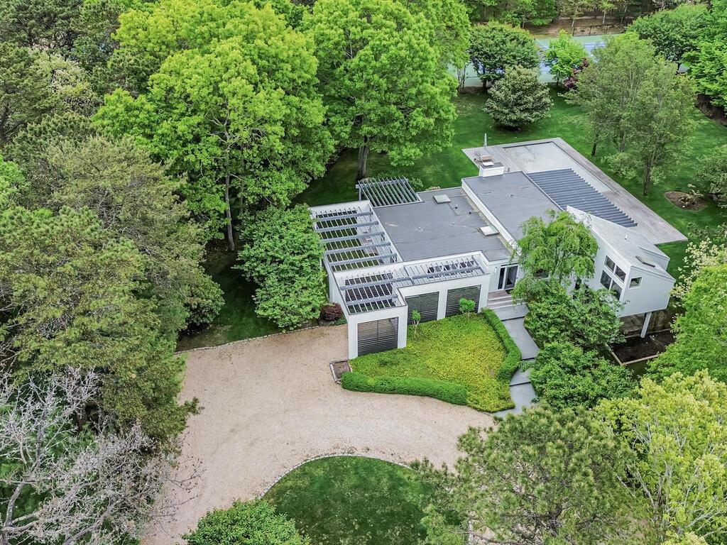 580 Hands Creek Road, East Hampton, NY 11937