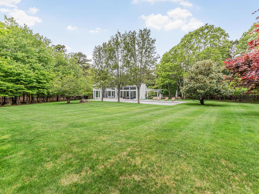 580 Hands Creek Road, East Hampton, NY 11937