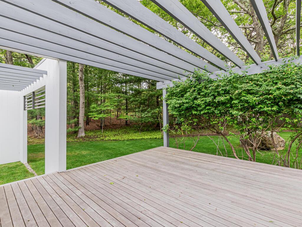 580 Hands Creek Road, East Hampton, NY 11937