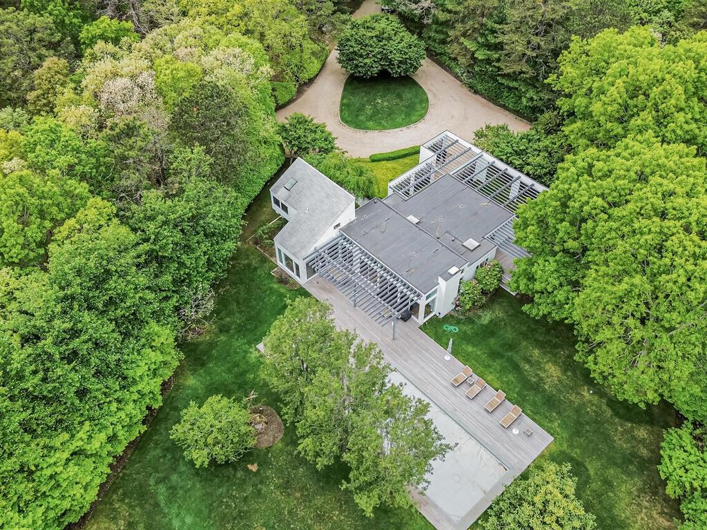 580 Hands Creek Road, East Hampton, NY 11937