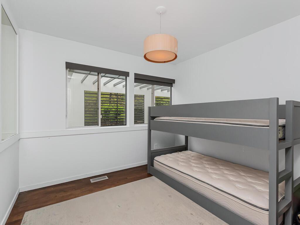 580 Hands Creek Road, East Hampton, NY 11937