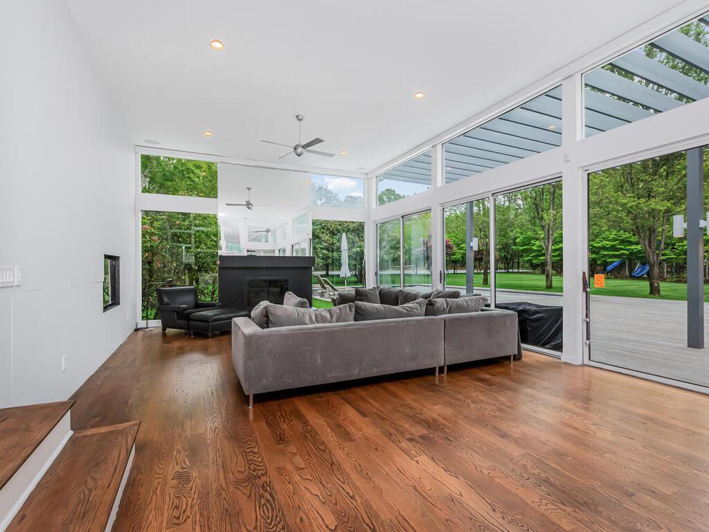 580 Hands Creek Road, East Hampton, NY 11937