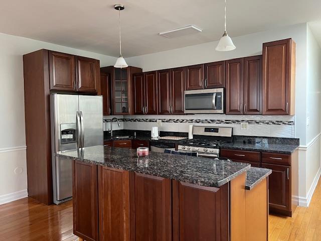 8617 102nd Street, Richmond Hill, NY 11418