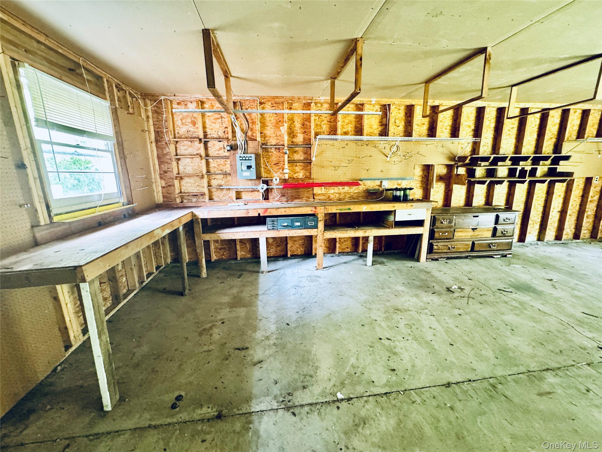 20 Shore Drive, Elizaville, NY 12523