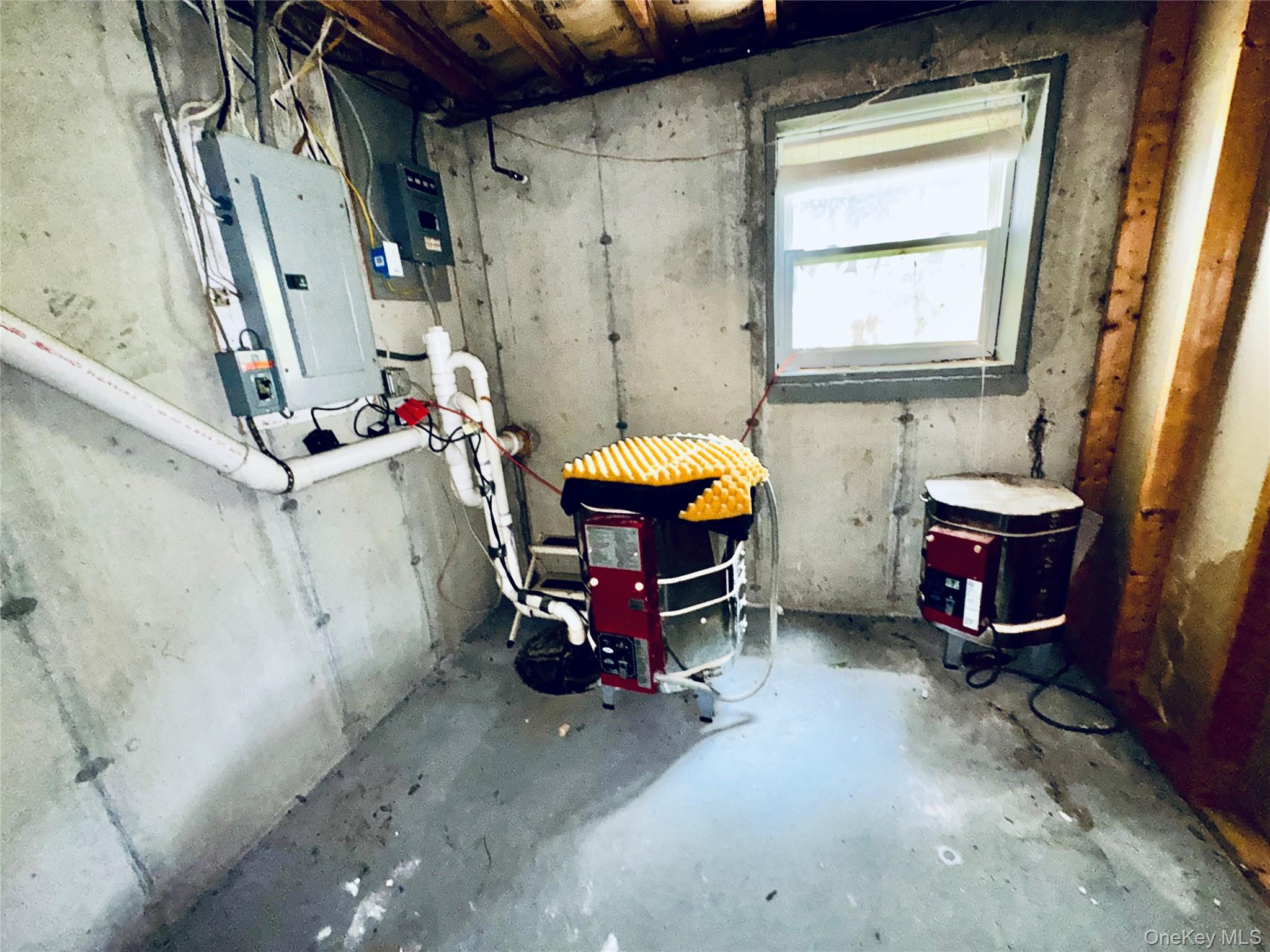 20 Shore Drive, Elizaville, NY 12523