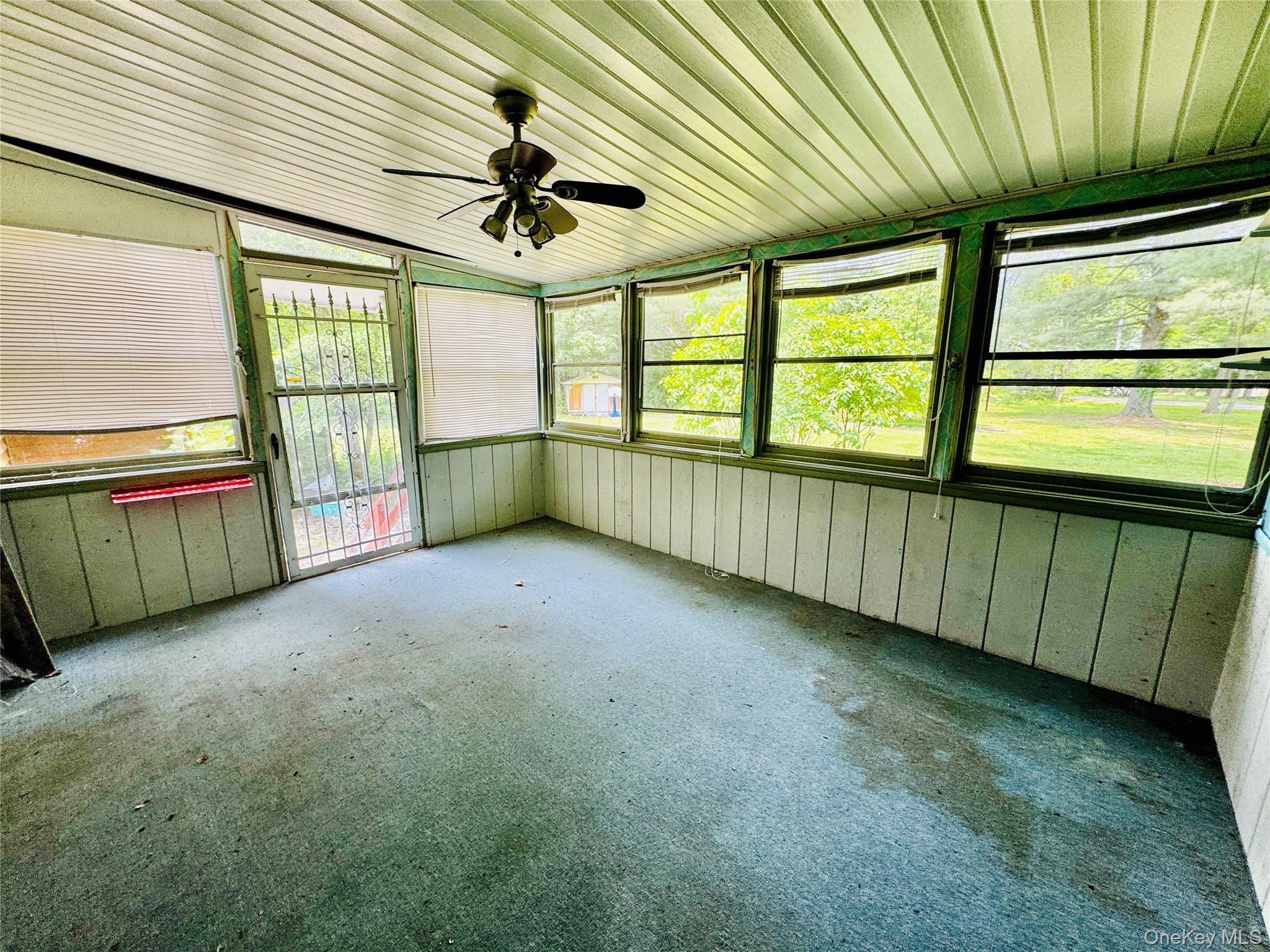 20 Shore Drive, Elizaville, NY 12523