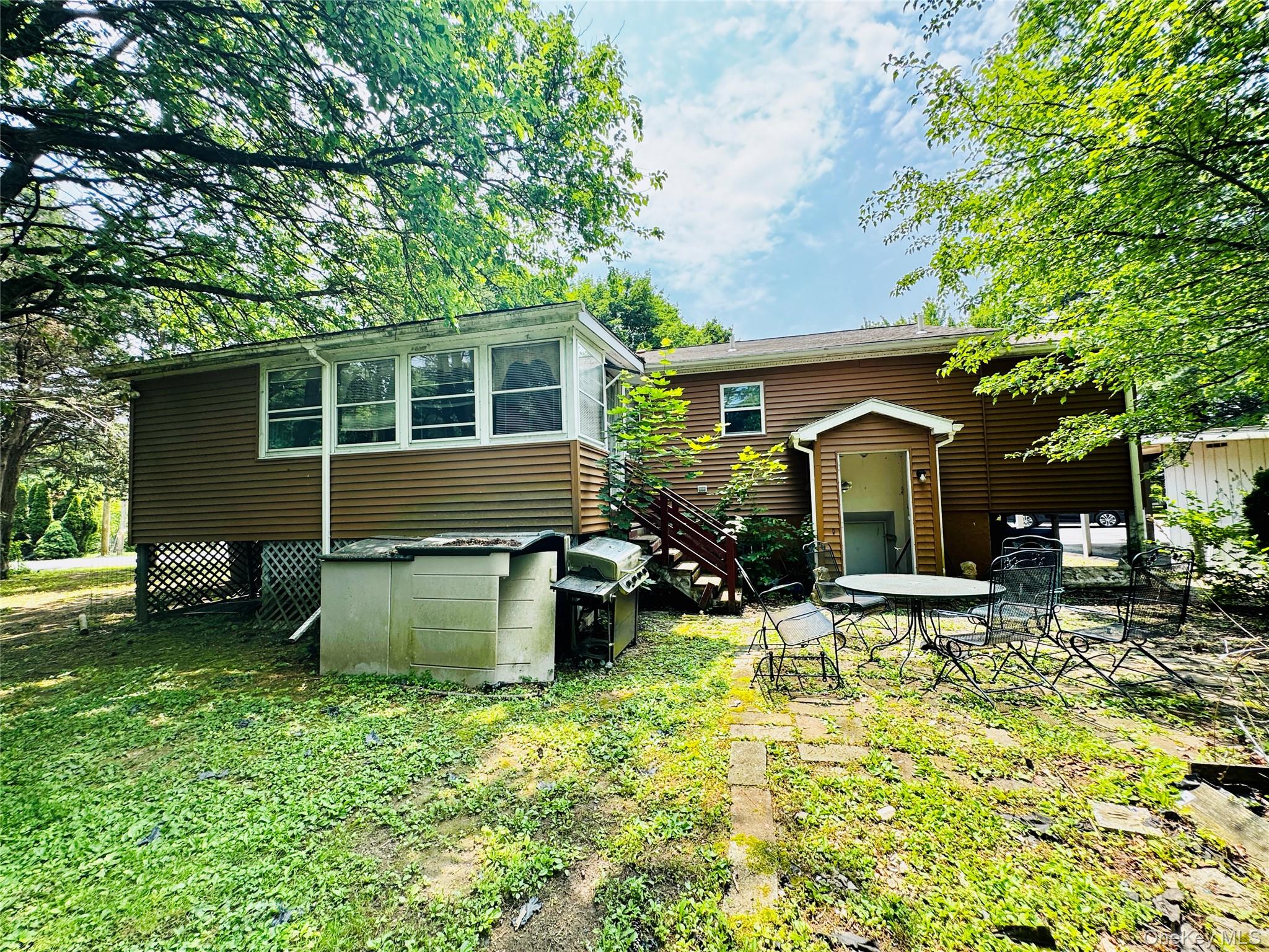 20 Shore Drive, Elizaville, NY 12523