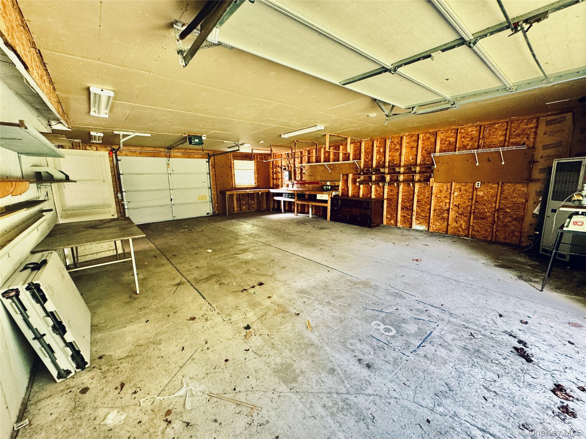 20 Shore Drive, Elizaville, NY 12523