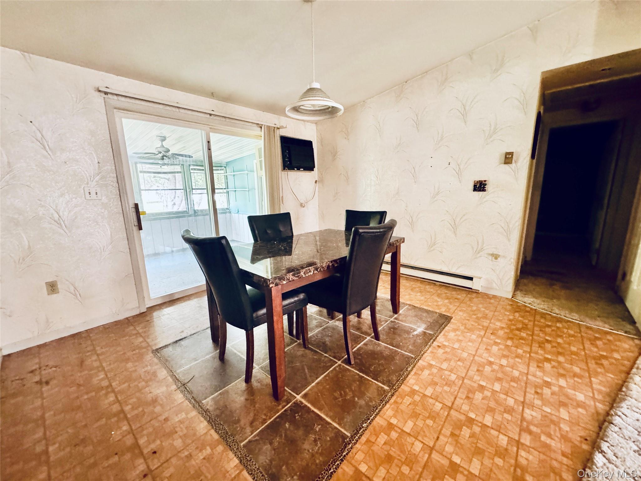 20 Shore Drive, Elizaville, NY 12523