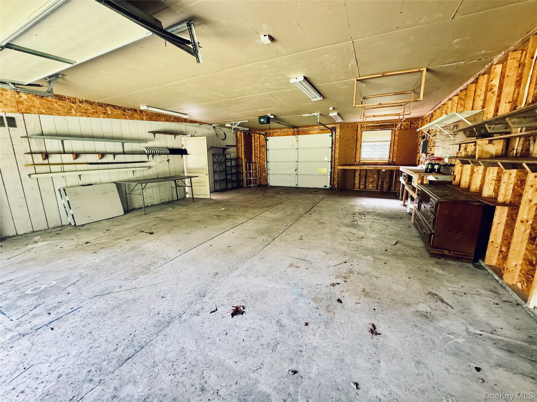 20 Shore Drive, Elizaville, NY 12523