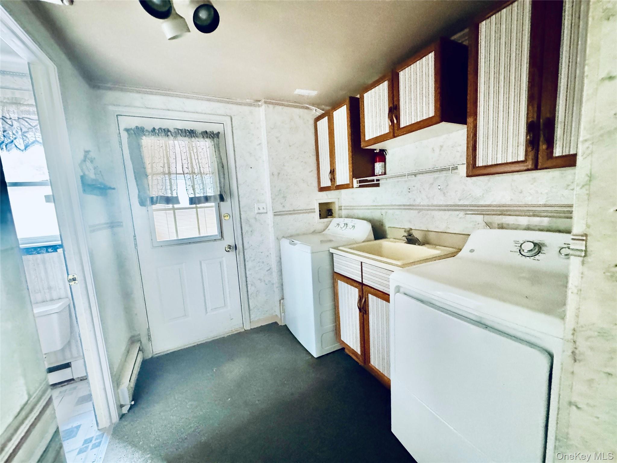 20 Shore Drive, Elizaville, NY 12523