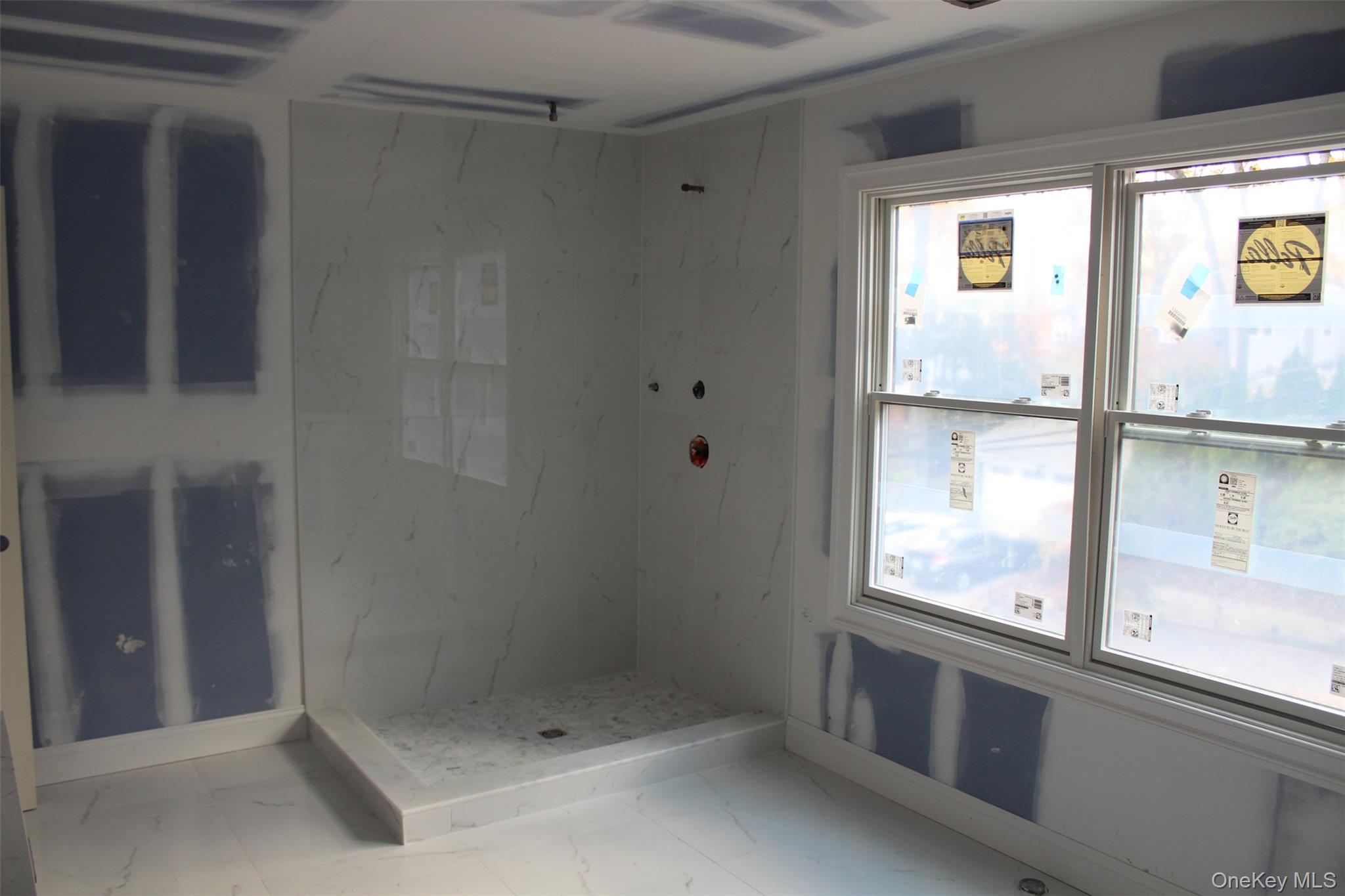 762 Connecticut View Drive, Mill Neck, NY 11771