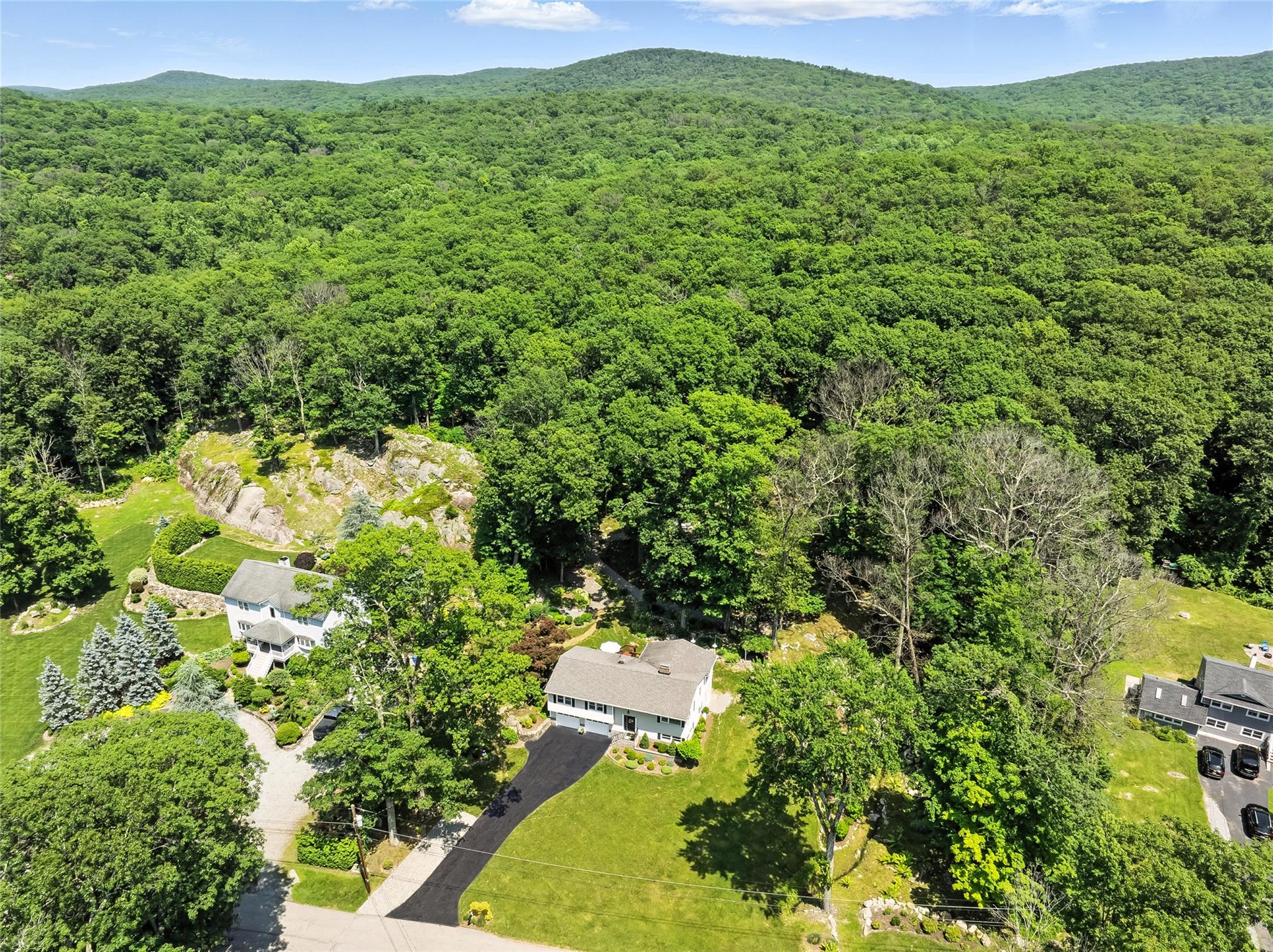 69 Clove Brook Drive, Cold Spring, NY 10516