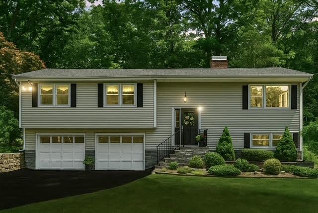 69 Clove Brook Drive, Cold Spring, NY 10516