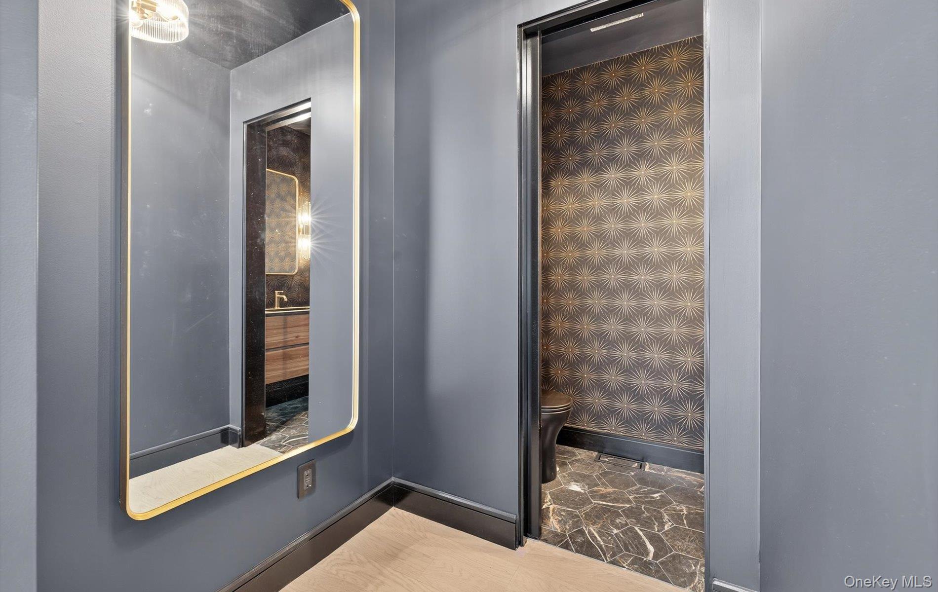 26 Windemere Way, Woodbury, NY 11797