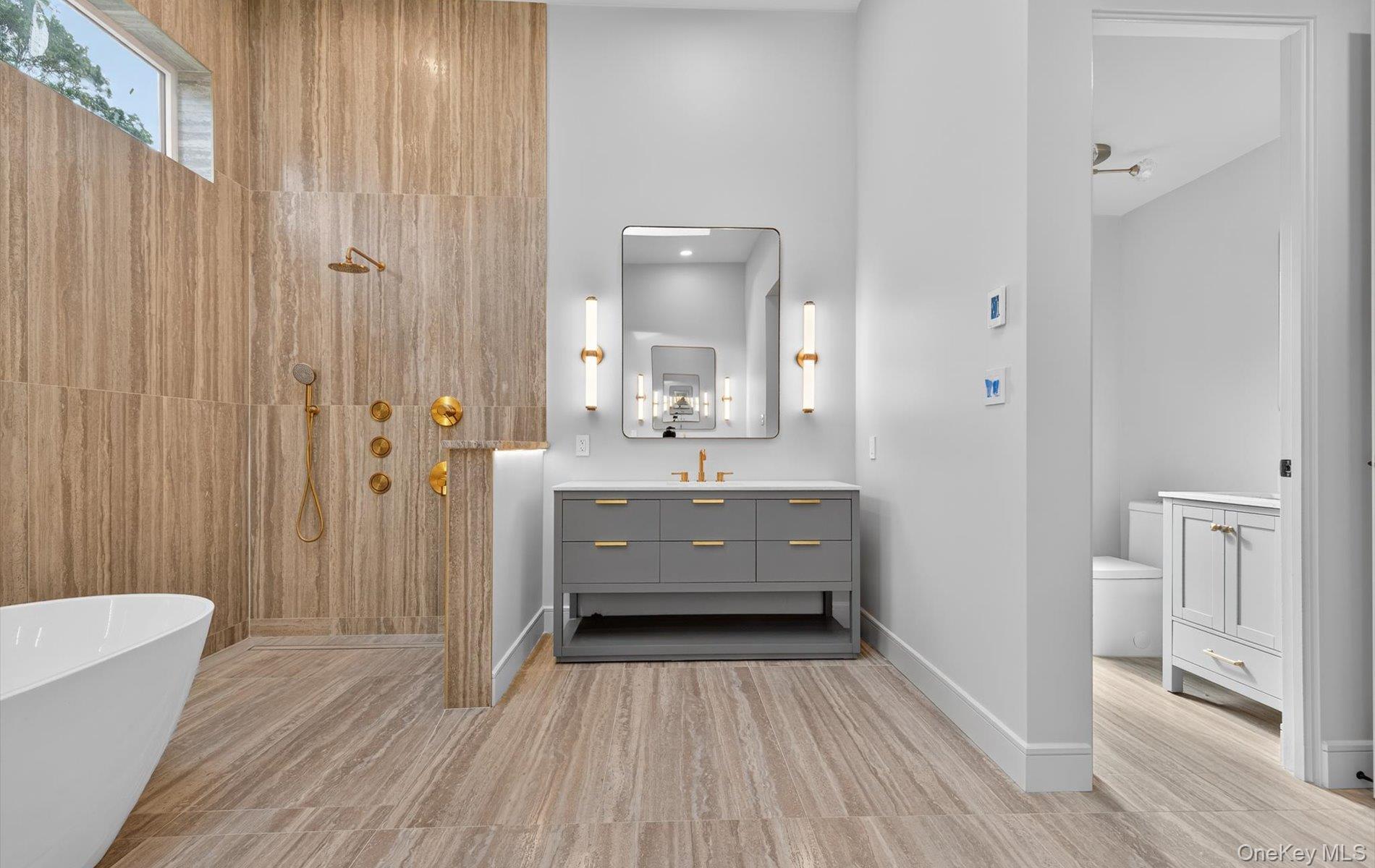 26 Windemere Way, Woodbury, NY 11797