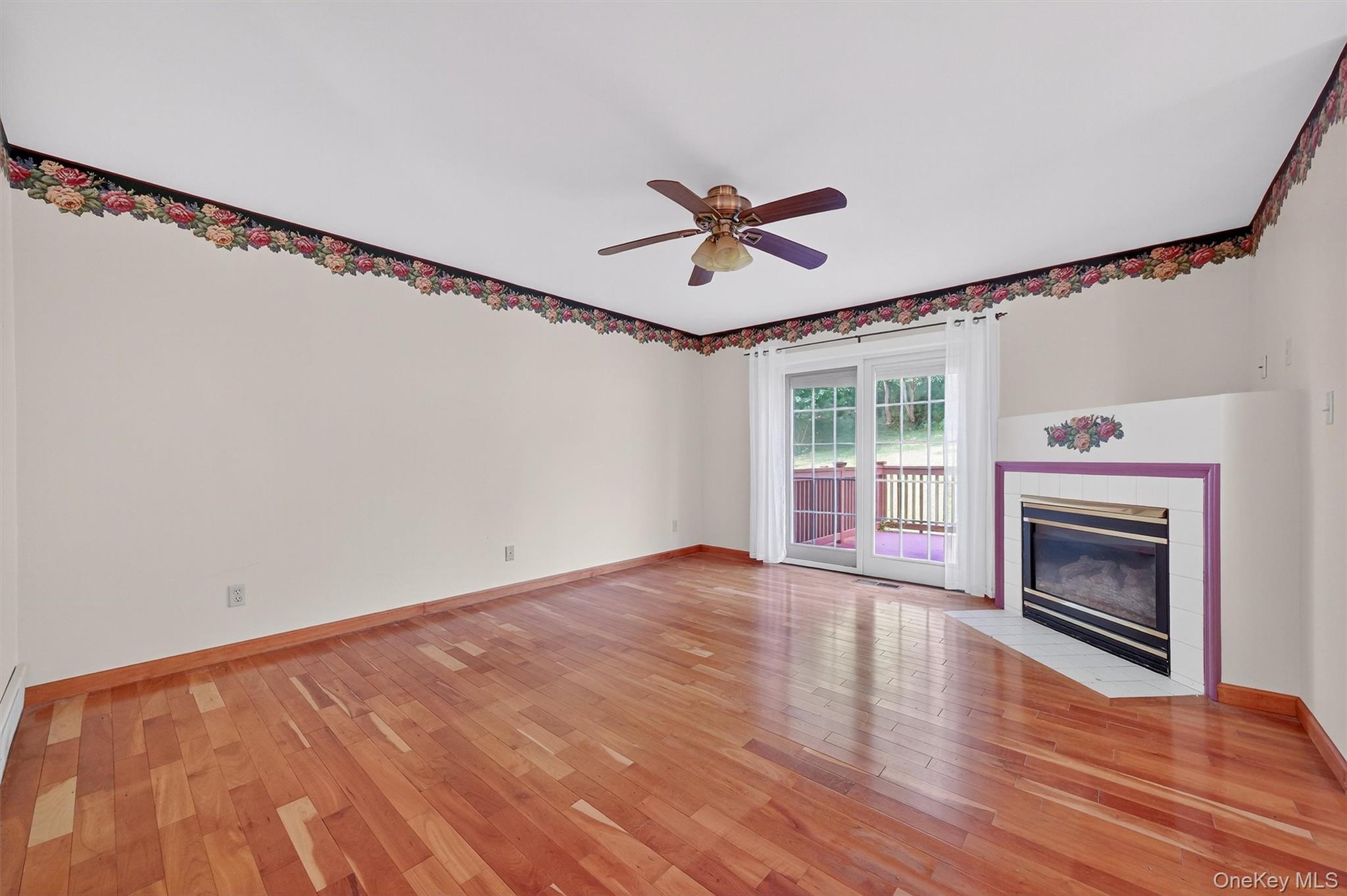 38 Prestwick Court, Poughkeepsie, NY 12603