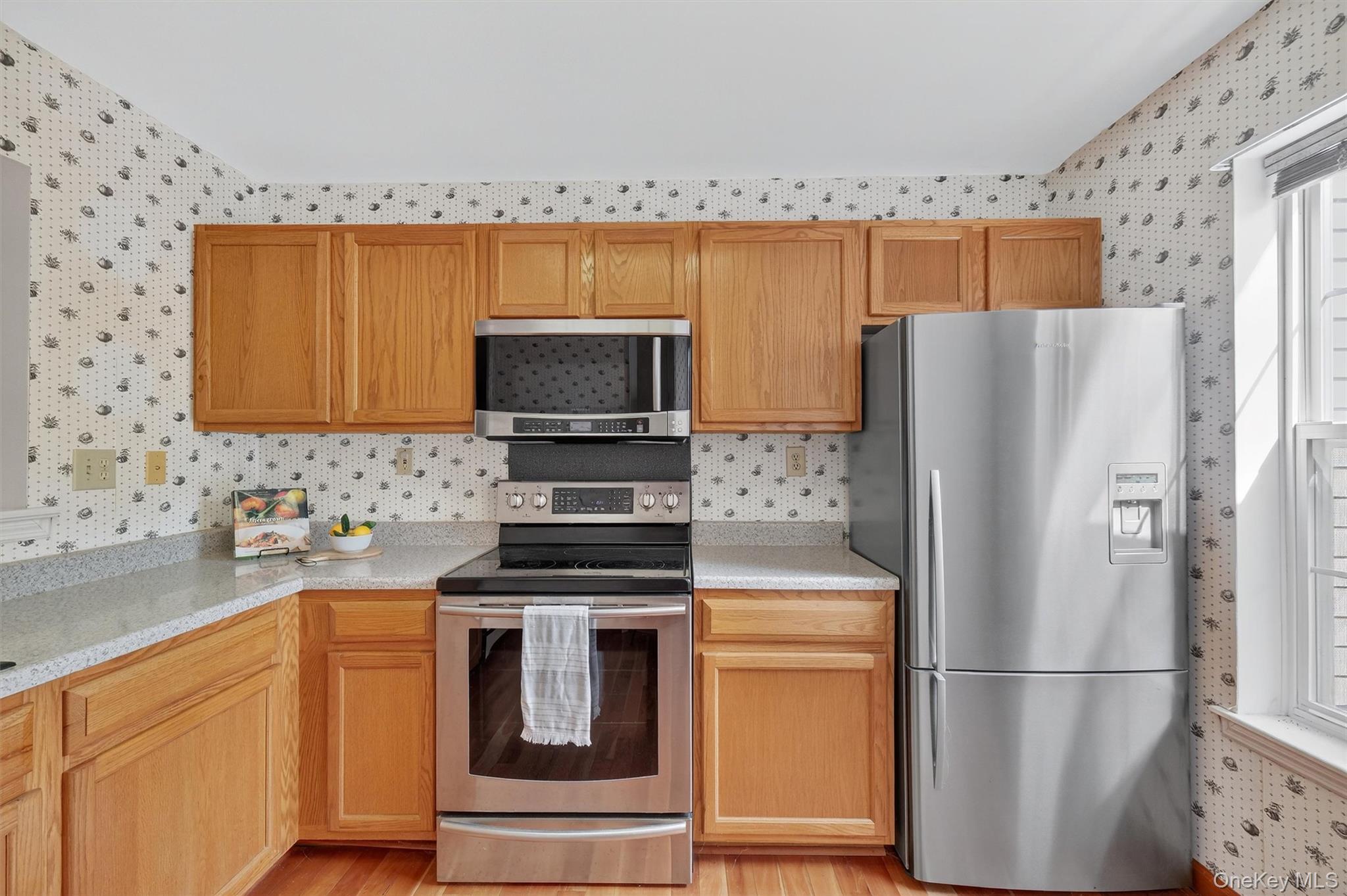 38 Prestwick Court, Poughkeepsie, NY 12603