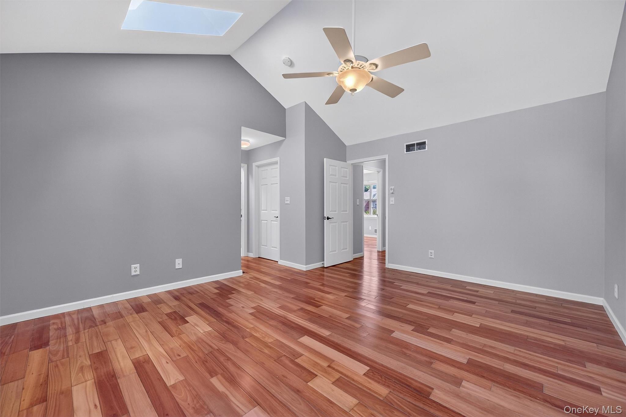 38 Prestwick Court, Poughkeepsie, NY 12603