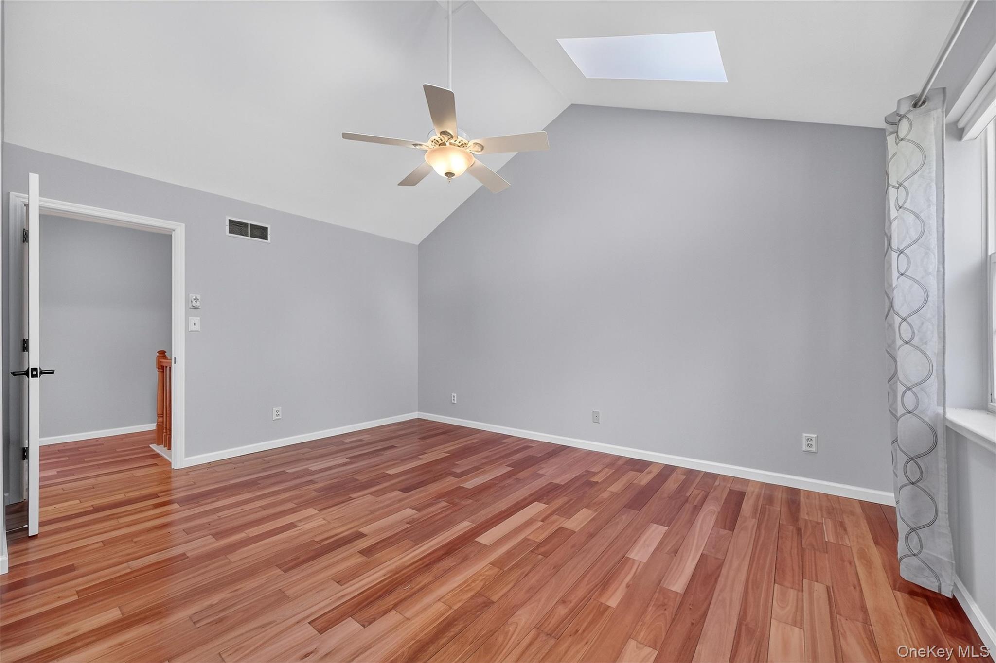 38 Prestwick Court, Poughkeepsie, NY 12603