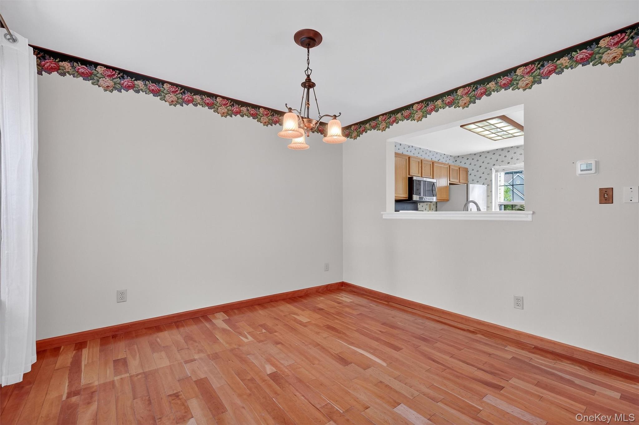 38 Prestwick Court, Poughkeepsie, NY 12603