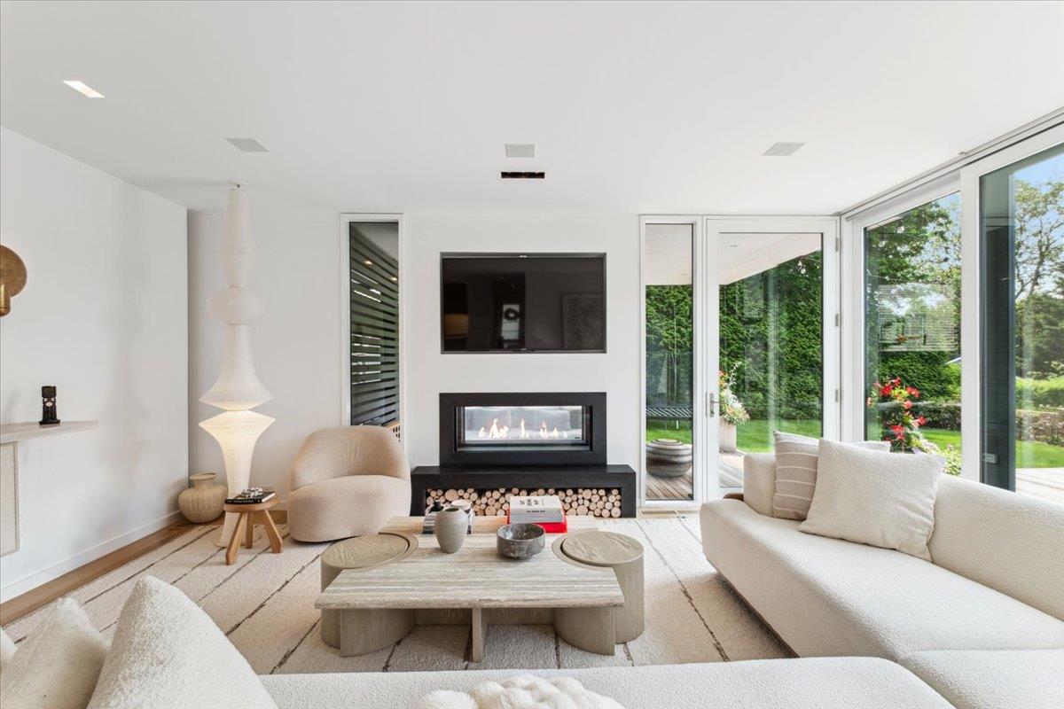 35 Halsted Place, Rye, NY 10580