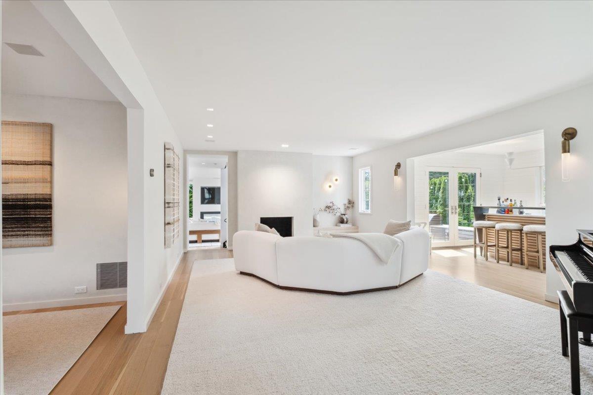 35 Halsted Place, Rye, NY 10580