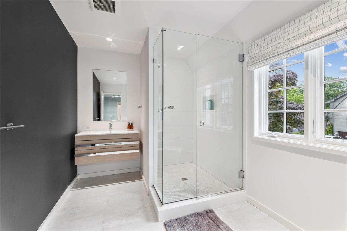 35 Halsted Place, Rye, NY 10580