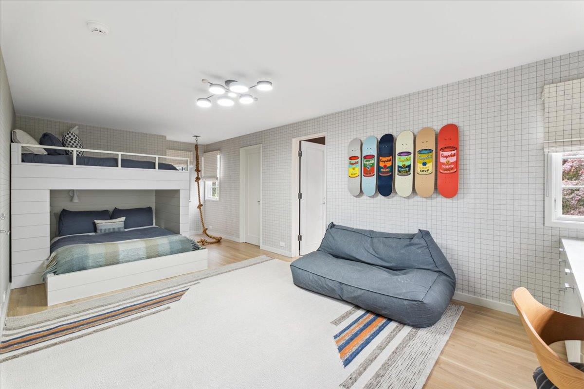 35 Halsted Place, Rye, NY 10580