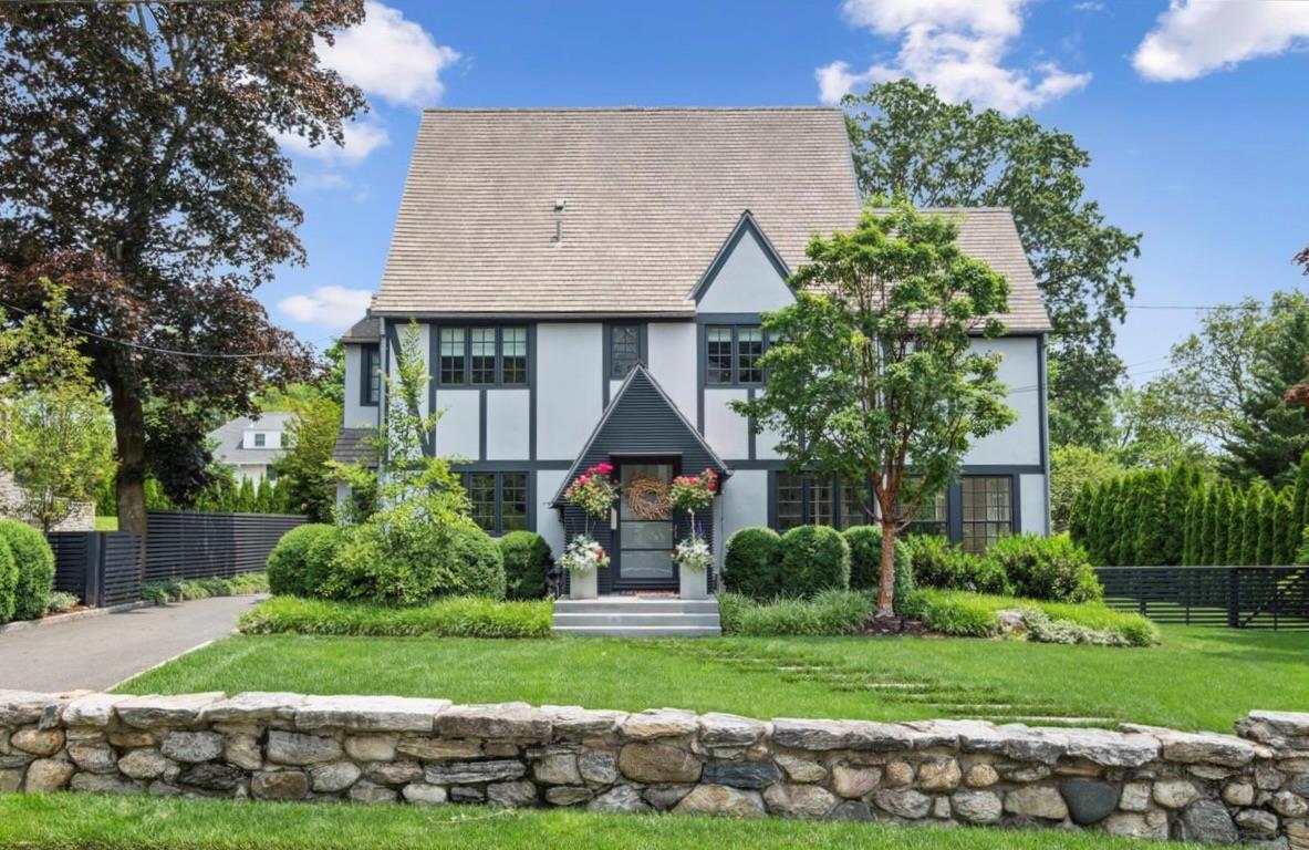 35 Halsted Place, Rye, NY 10580