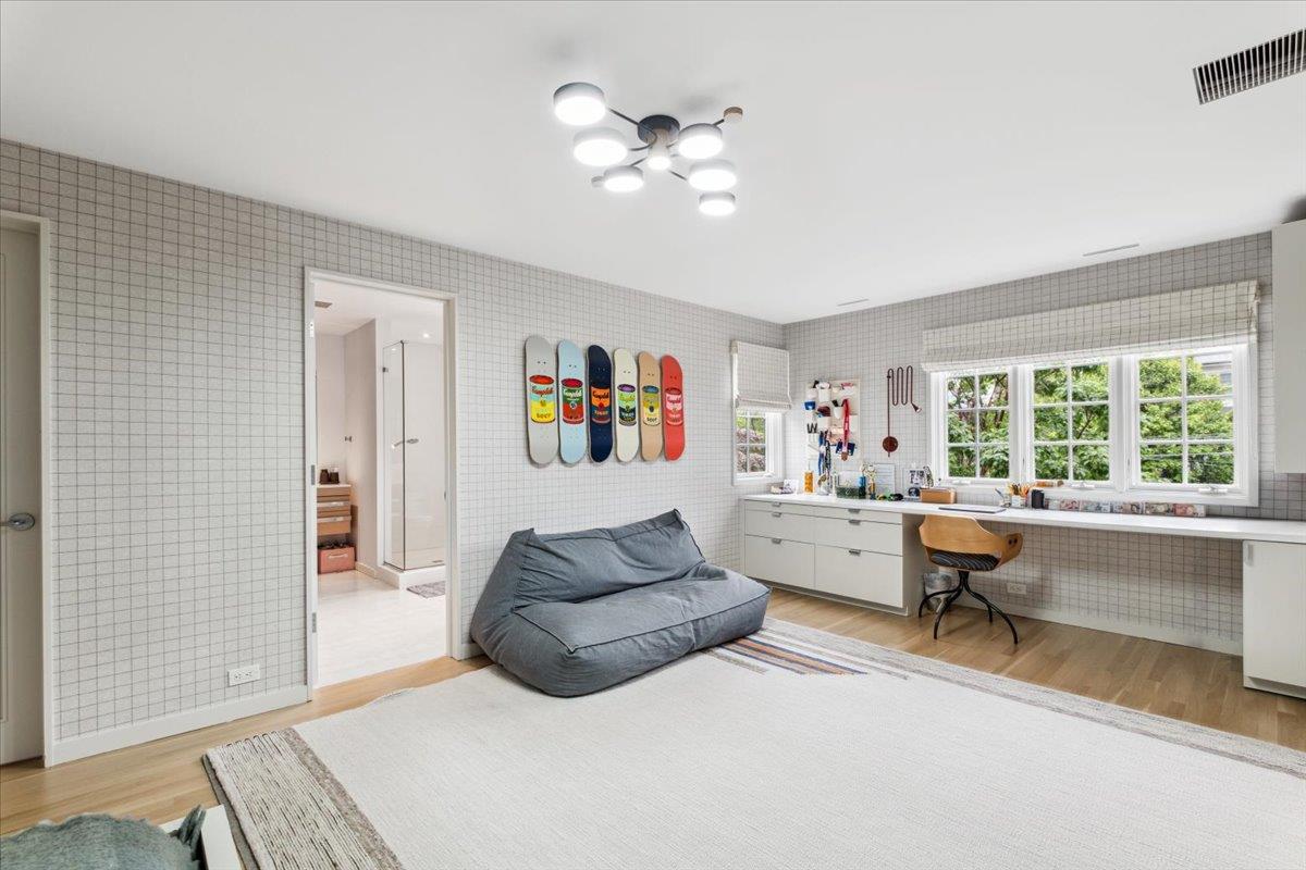 35 Halsted Place, Rye, NY 10580