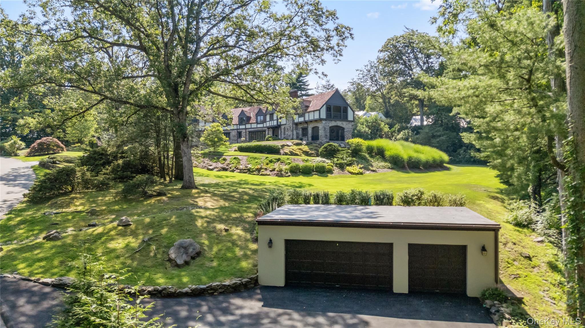 4 Commodore Avenue, Rye, NY 10580